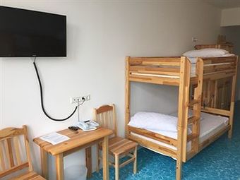 Aqua Hotel & Hostel