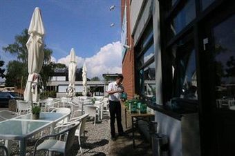 Aqua Hotel & Hostel