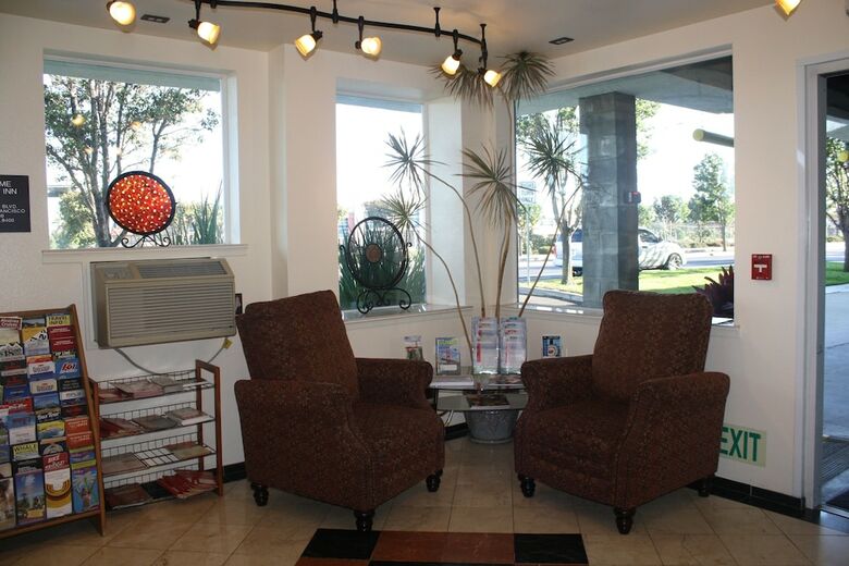 Motel Airport Inn