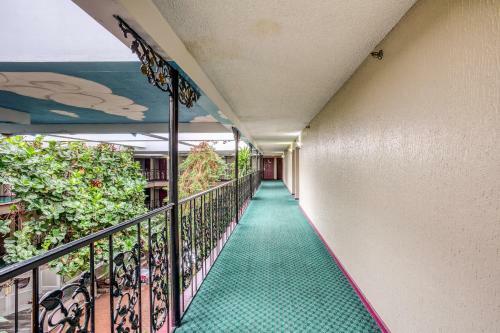 Motel Presidential Suites Tulsa
