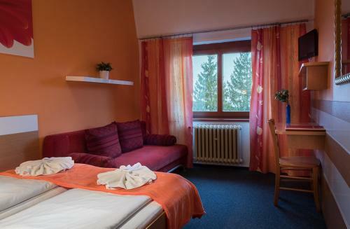 Relax Hotel B�ra