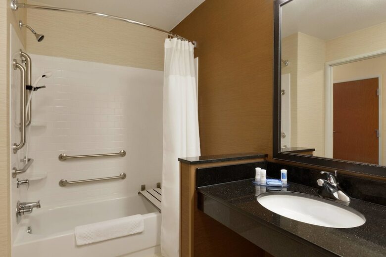 Hotel Fairfield Inn & Suites Bismarck North