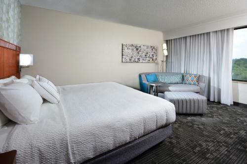 Hotel Courtyard Danville