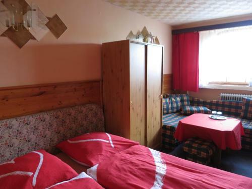 Hostal Pension Nika