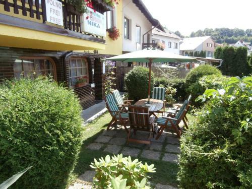 Hostal Pension Nika