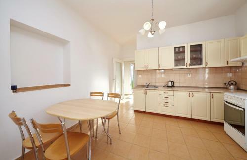 Hostel Foster