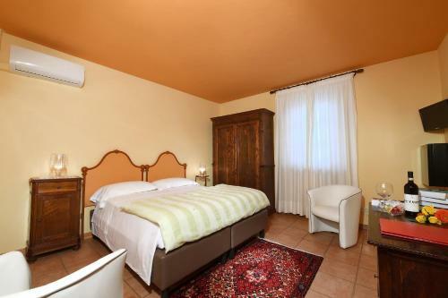 Agroturismo Amalia Cascina In Langa