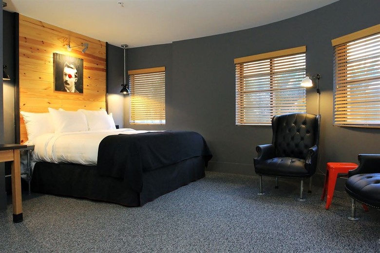 Hotel Gaythering