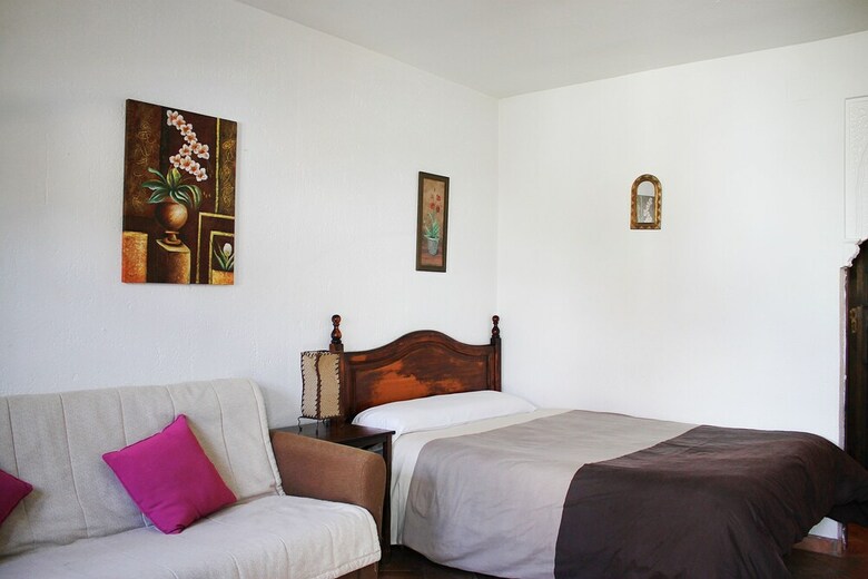 Agroturismo Casas Rurales Juzcar Centro