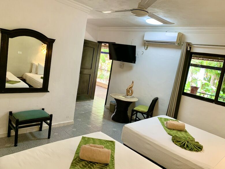 Hotel Green River