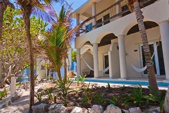 Las Ranitas Eco Boutique Hotel