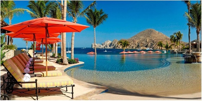 Hotel Hacienda Beach Club & Residences