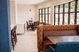 Hotel Holiday Inn Express & Suites North