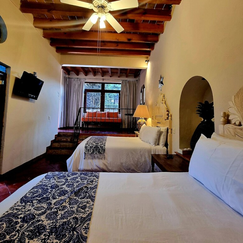 Hotel Hacienda De Las Flores