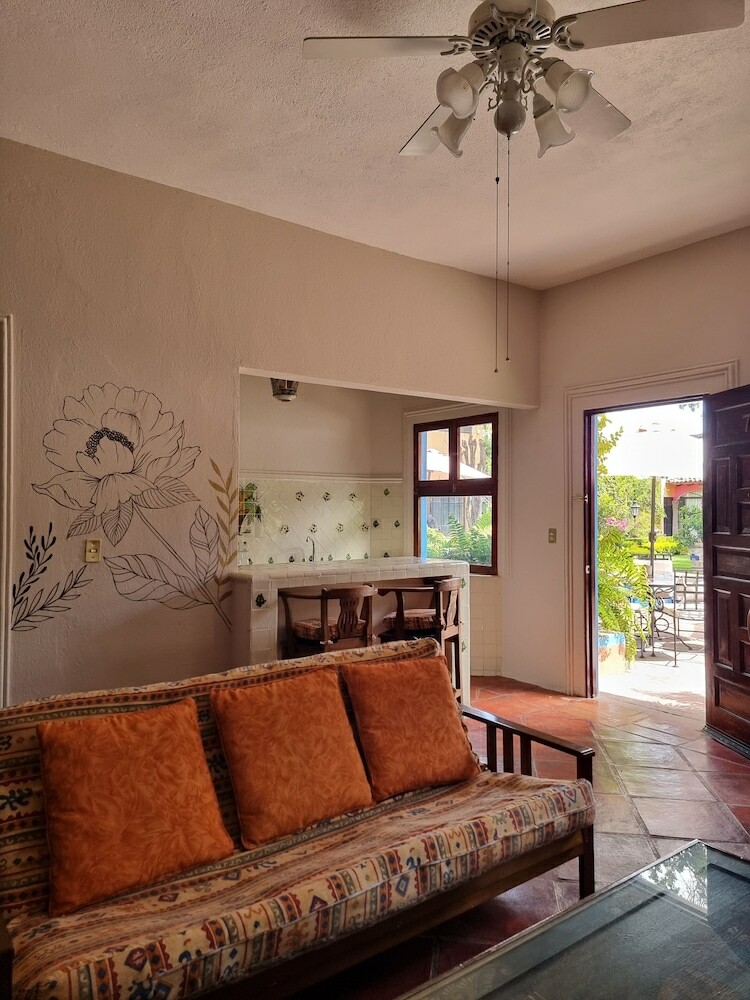Hotel Hacienda De Las Flores