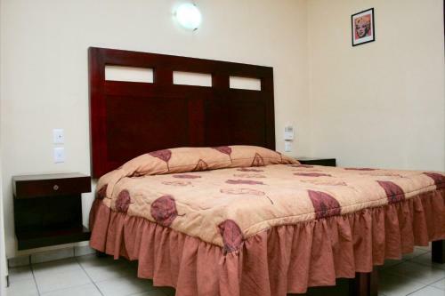 Hotel Cosmos