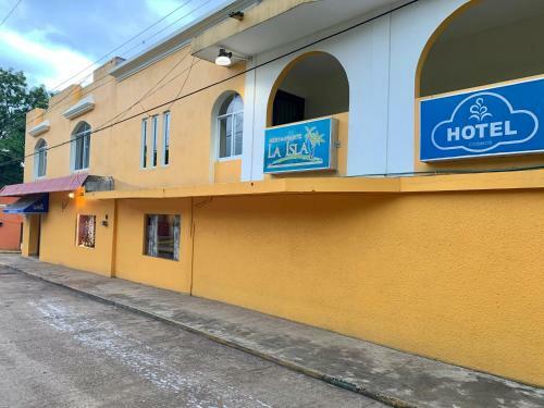 Hotel Cosmos