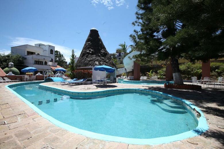Hotel Villas De La Monta�a