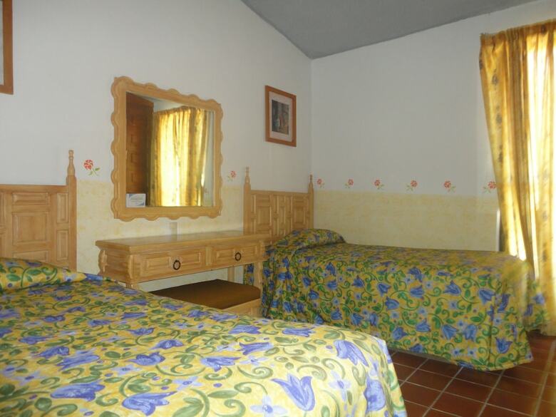 Hotel Villas De La Monta�a