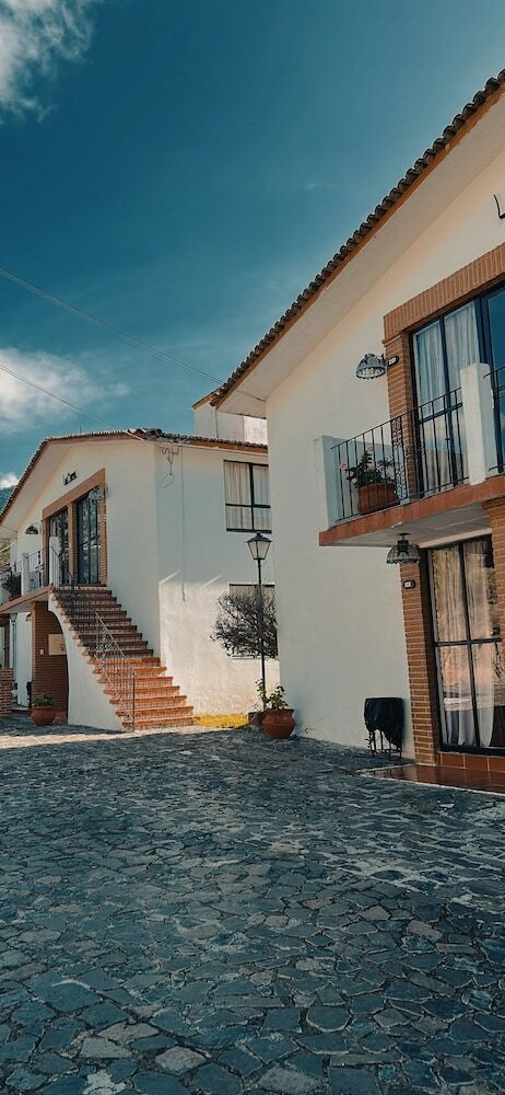 Hotel Villas De La Monta�a