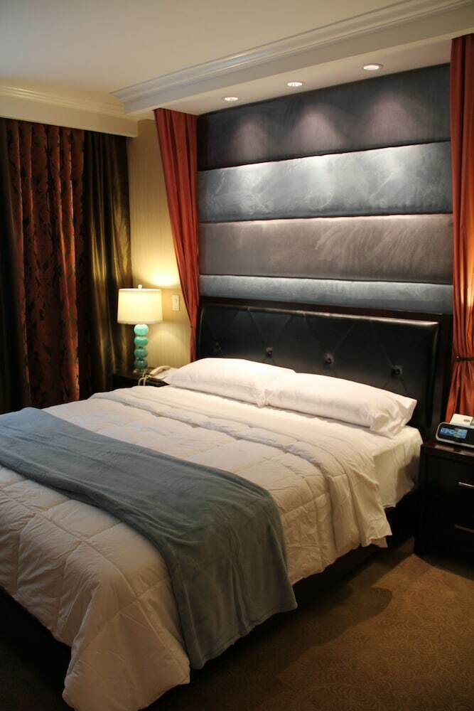 Garden Suite Hotel And Resort