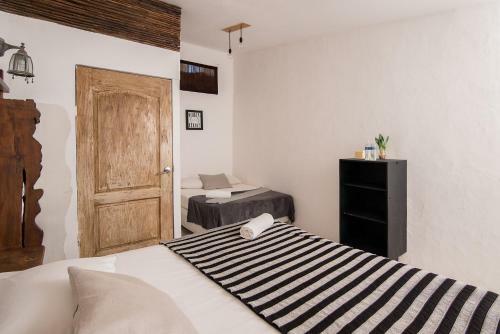 Hotel & Hostel El Punto