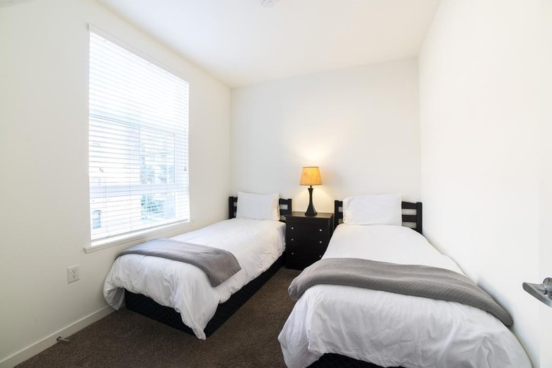 Wilshire Getaway Apartment