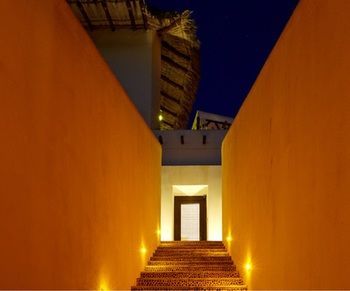 Tentaciones Hotel & Lounge Pool