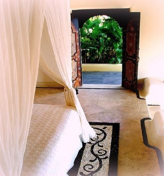Tentaciones Hotel & Lounge Pool