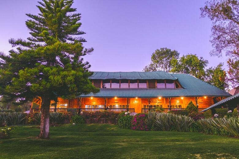 Hotel Zirahuen Forest And Resort