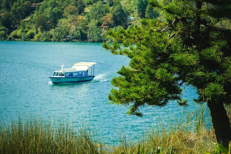 Hotel Zirahuen Forest And Resort