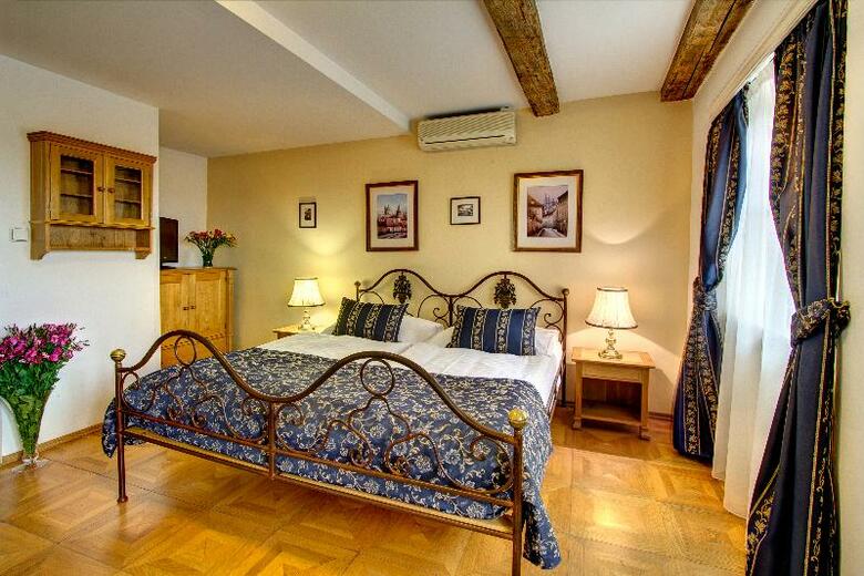 Hotel Golden Star