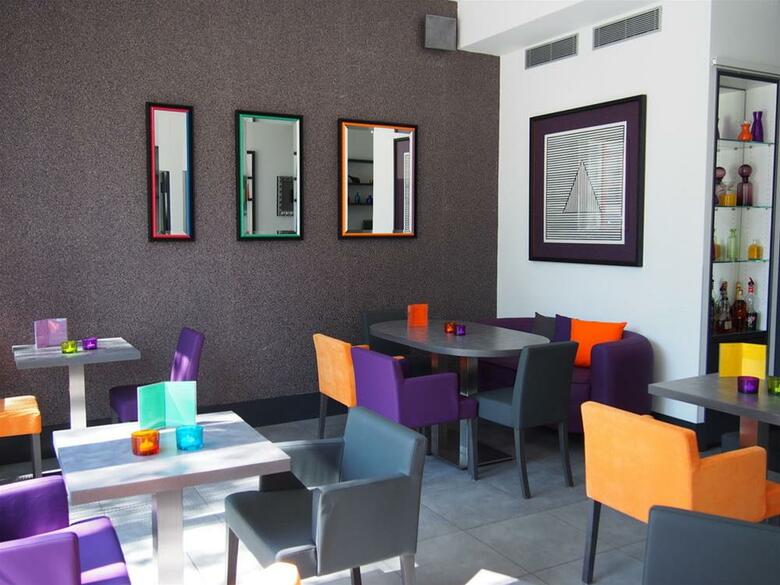 Porte De Versailles Hotel