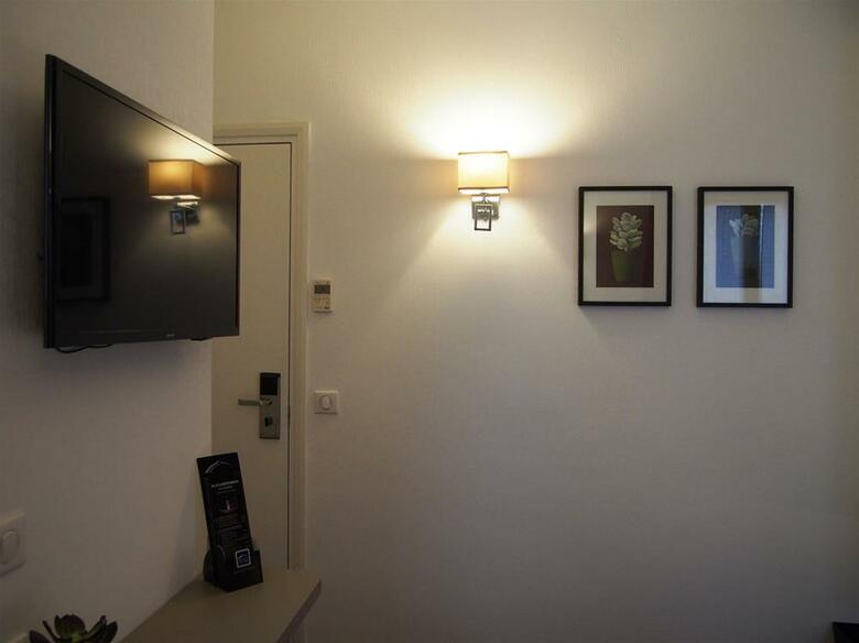 Porte De Versailles Hotel