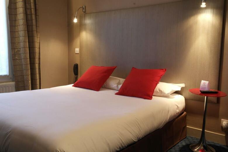 Porte De Versailles Hotel