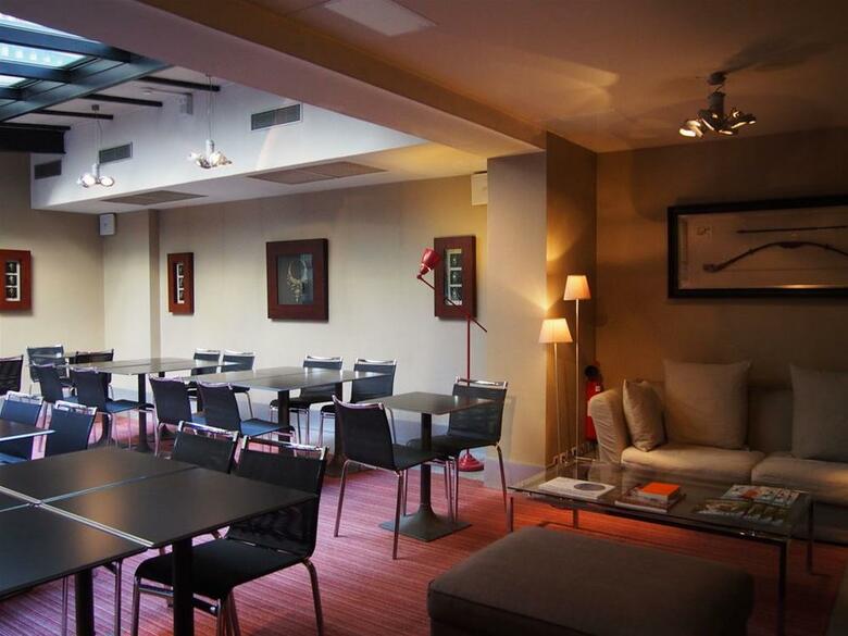 Porte De Versailles Hotel