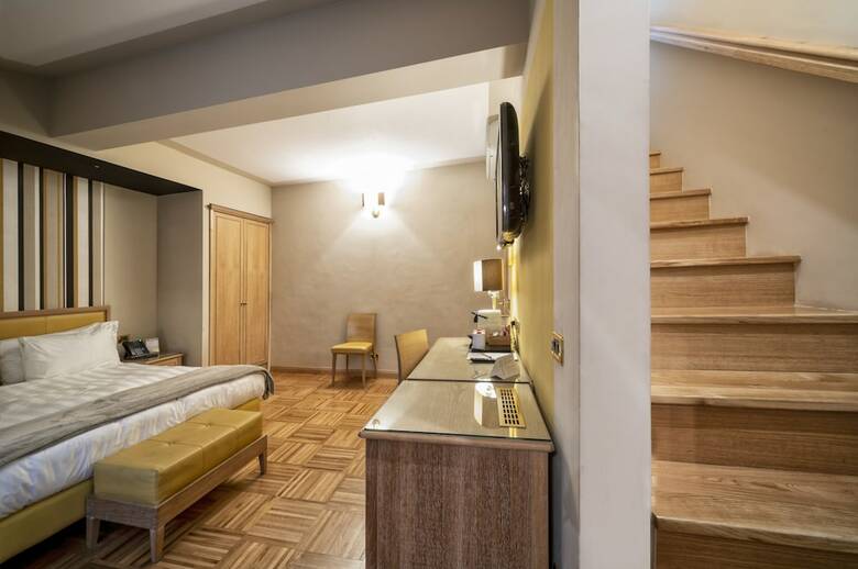 Solo Experience Hotel