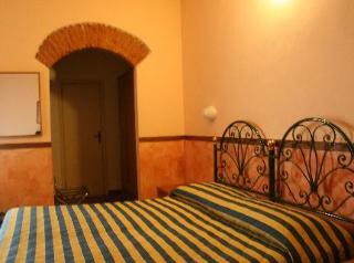 Hotel Monica
