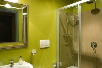 Bed & Breakfast N4u Guest House