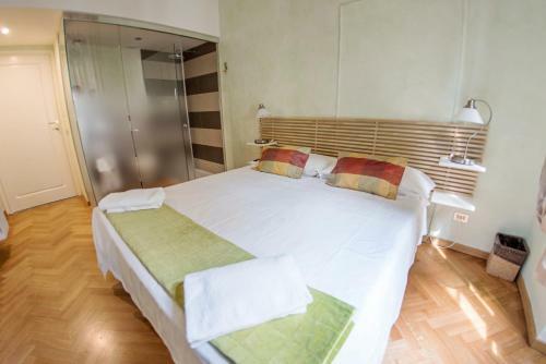 Bed & Breakfast N4u Guest House