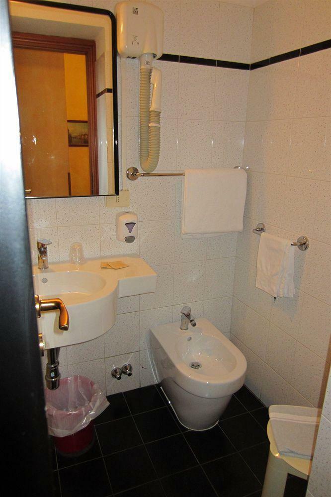 Hotel Lombardi