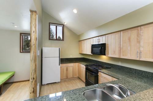 Hotel Aspen Creek By 101 Great Escapes