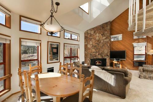 Hotel Aspen Creek By 101 Great Escapes
