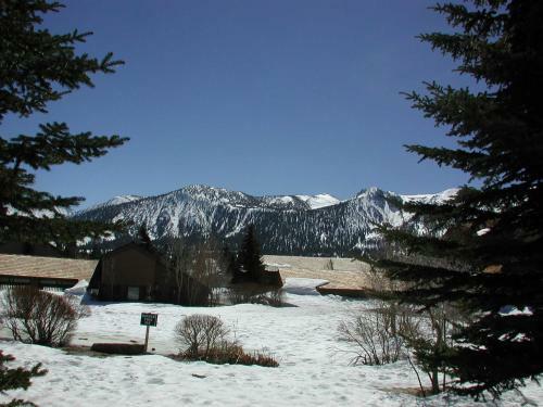 Hotel Snowcreek Resort