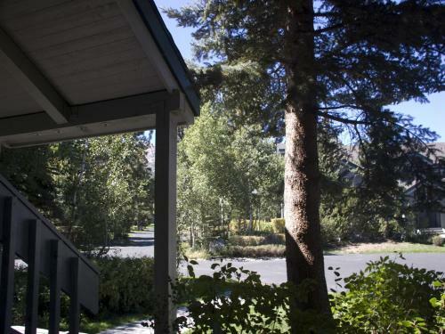 Hotel Snowcreek Resort