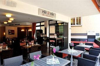 Hotel Vis � Vis
