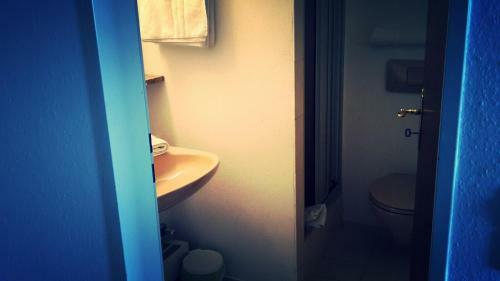 Hostal Hotel Garni Reulein