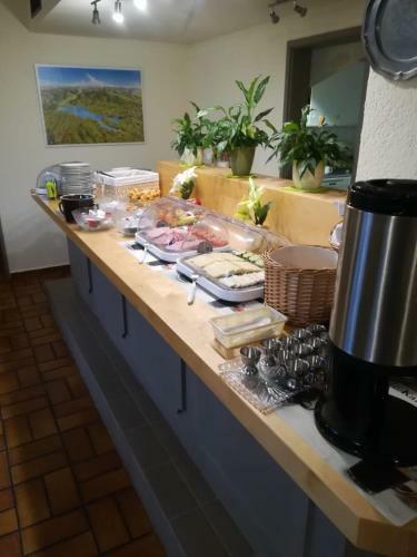 Hostal Pension Garni Kellereist�ble