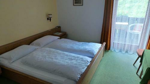 Hostal Gasthof Edelweiss