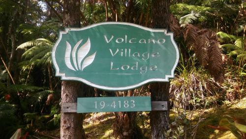 Bed & Breakfast Volcano Village Lodge